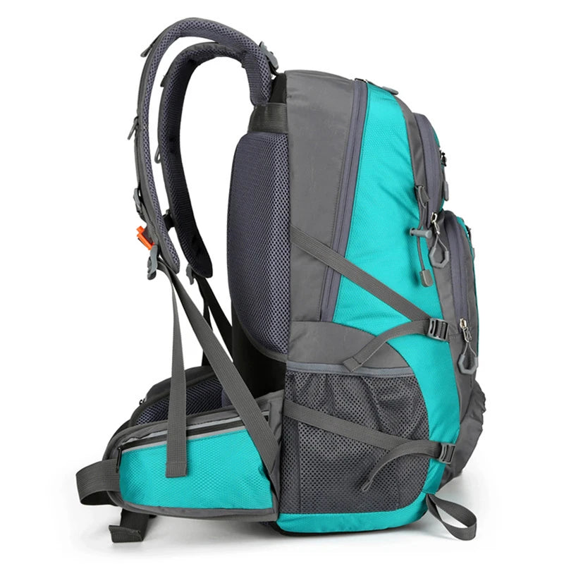 Super Large Capacity Nylon Travel Backpack