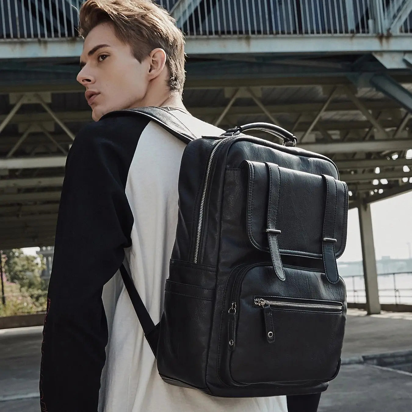 14/15.6 inch Black Leather Laptop Backpack